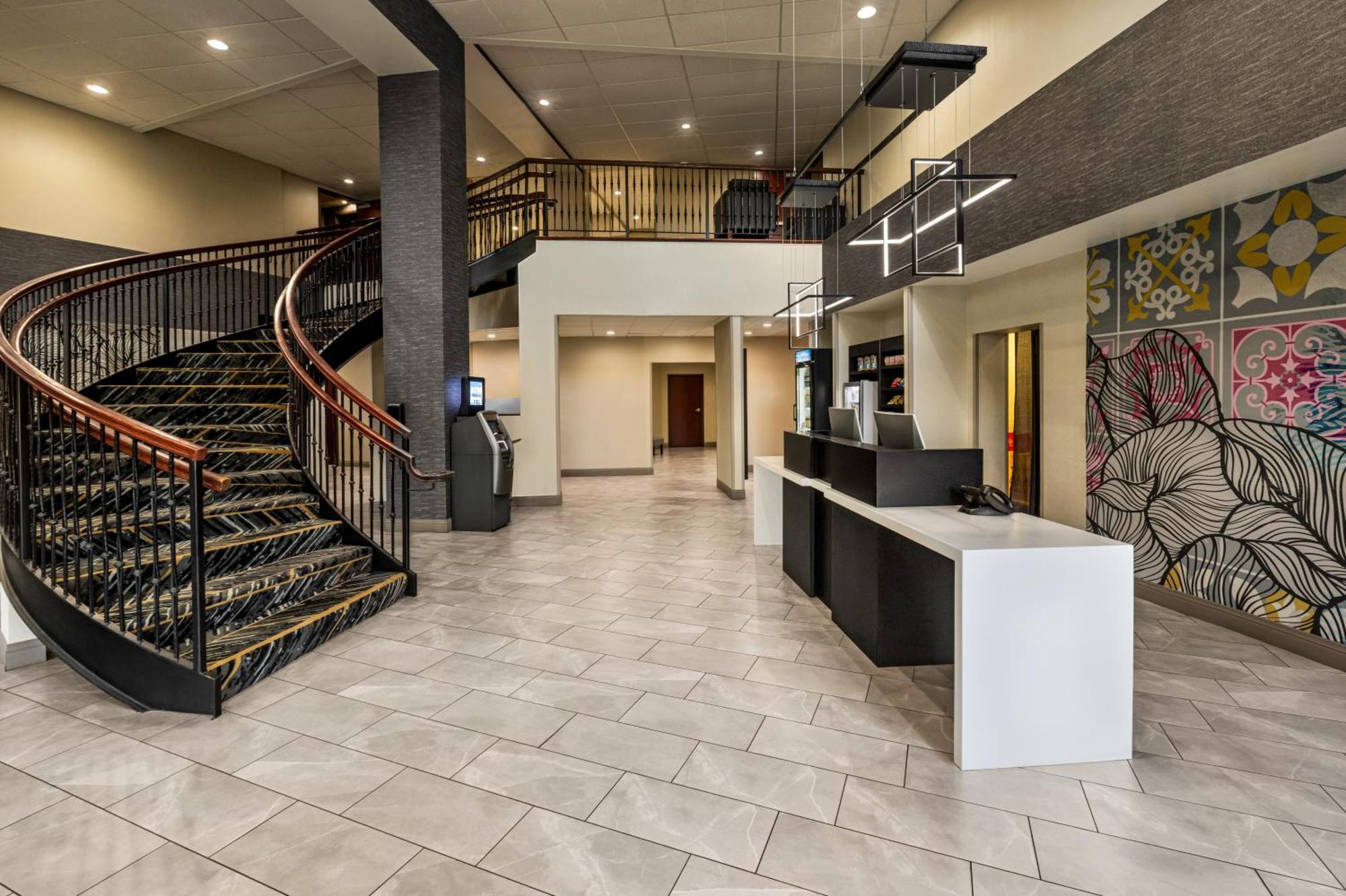 La Quinta Inn & Suites By Wyndham Лейк Джордж Екстериор снимка